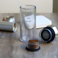 Escobarista Manuel Kahve Demleyici