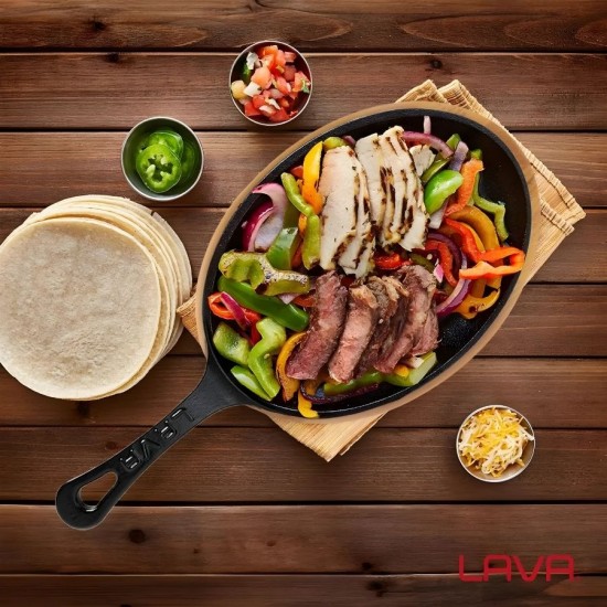 Lava Döküm Oval Fajita Sunumu Saplı, Kayın Ahşap Altlıklı 17x23 cm.